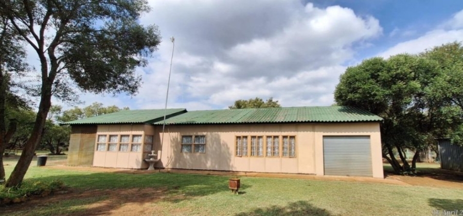 Commercial Property for Sale in Swartruggens North West